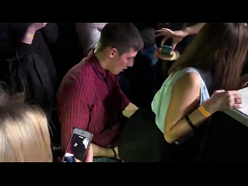 ❤️ ʻO ka moekolohe maoli i loko o kahi hale kalapu ʻo Rūsia. 18-makahiki-kahiko Lūkini kaikamahine i loko o ka anus a me ka vagina fucked i loko o ka nightclub ❤ Pono ma haw.pornburst.ru ❌